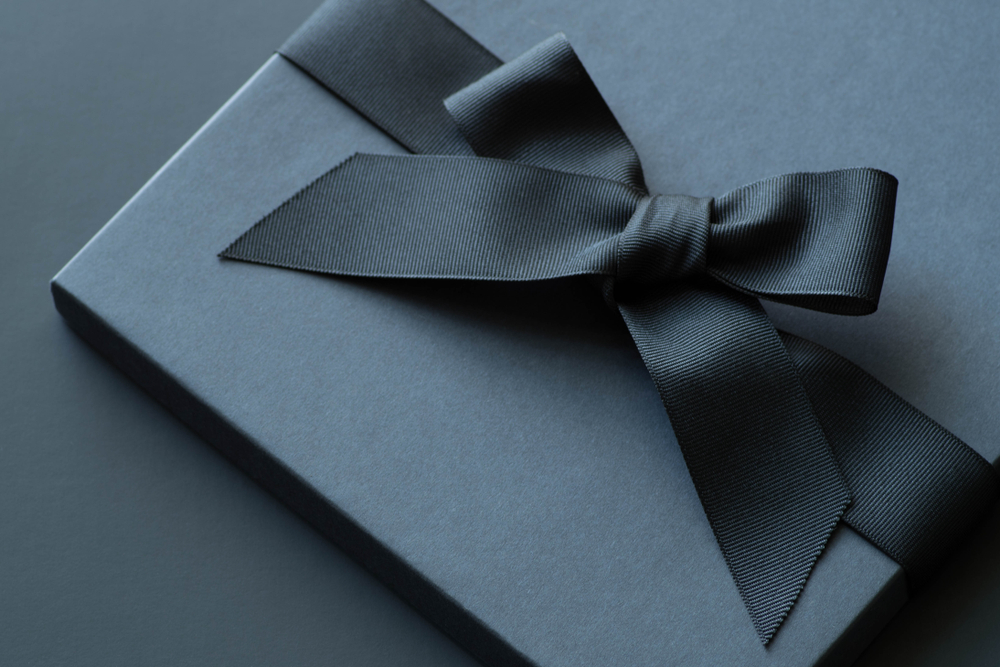 black-gift-box