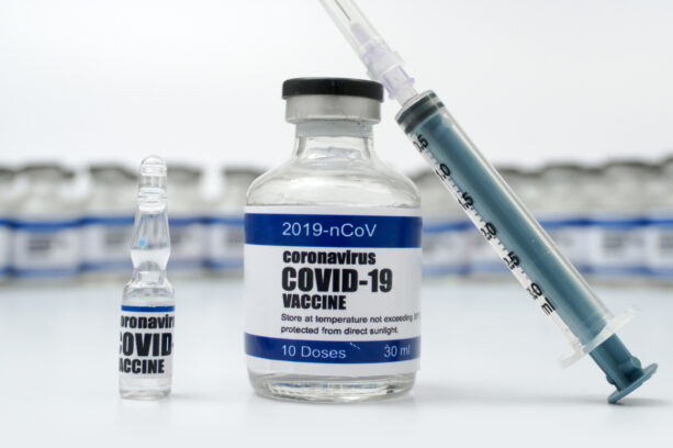 covid vaccine image close up